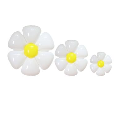 China New Style Big Egg Six-petal White Daisy Self-Sealing Flower Foil Balloon Wedding Birthday Party Decoration Atmosphere Foil Balloon for sale