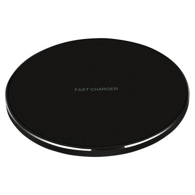 China High Quality Black Portable Wireless Type-c Mobile Phone Charger Wireless Fast Charging Pad for sale