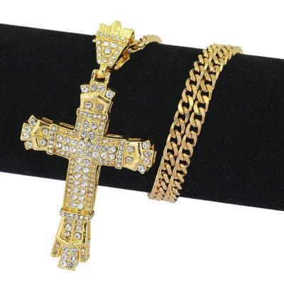 China Vintage Fashion Mens Cross Pendant Necklace Flat Byzantine Chain 18K Gold Cross Pendant Necklace Jewelry for sale