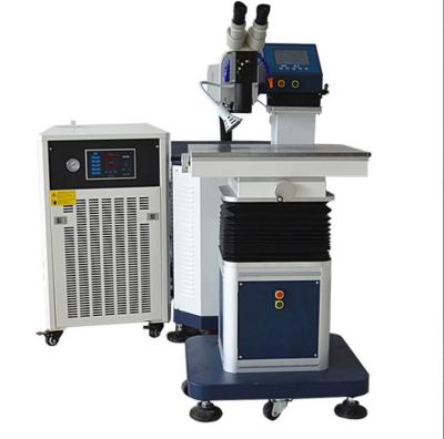 China 1064nm 400W máquina de soldadura por láser para reparación de moldes 1.064um soldadora de puntos láser en venta