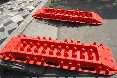 China 4x4 Recovery Universal Trax/Snow Mud Recovery Sand Track / Sand Ladder for sale