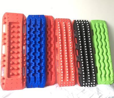 China Black Blue Red Plastic PP material Sand ladder recover sand plate 6.5 thickness capacity 10T for sale