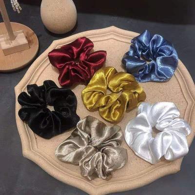 China Fashion OEM ODM Color 6CM Real Mulbery Custom Women's Multi 100% Pure Silk Hair Scrunchies For Hair Ties for sale