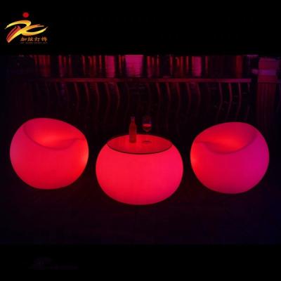 China Restaurant modern illuminated plastic round led table / various color led cocktail table / led furniture battery operated for sale