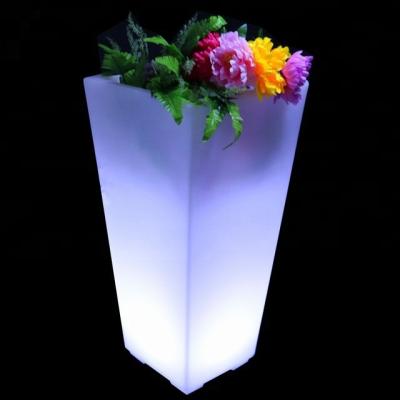 China Corrosion proof new arrival: 40*40*76cm plastic led /led flower pot vase with color changing by rechargeable battery for sale