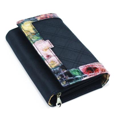 China Custom Genuine Leather Large Capacity Wallets Credit Card Holders Long Travel Wristlet Purse Clutch Wallet Zipper For Women for sale