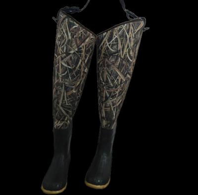 China Waterproof / Insulated Neoprene Camouflage Waders With Rubber Boots 200Gram for sale