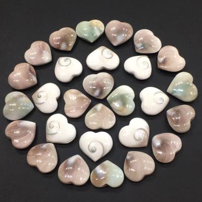 China Wholesale High Quality Natural Stone Shell Love Crystal Heart For From China Sun Making Pendant for sale