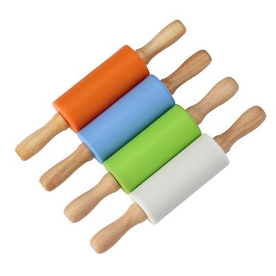 China Good Viable Supplier Silicone Non-stick 4 Pack Mini Rolling Pin with Solid Wooden Handle Pin for Kids Baking for sale