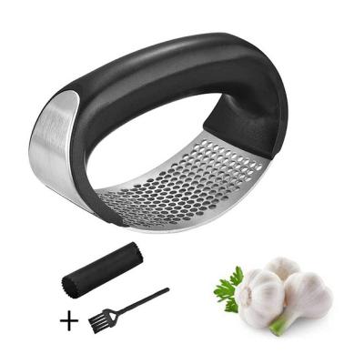 China Amazon Kitchen Tools Stainless Steel Crusher Potato Viable Hot Garlic Press Perfect for Bean Vegetable Fruits Avocado Meat for sale