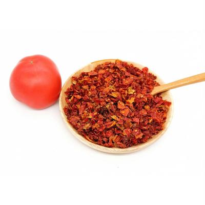 China Hot Sale Dried Dehydrated Tomato 9*9mm Air Dried Tomato Flakes for sale