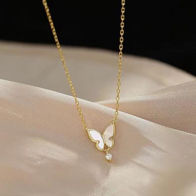 China Charm TRENDY Butterfly Fashion Necklace Pendant Chain Jewelry For Women for sale