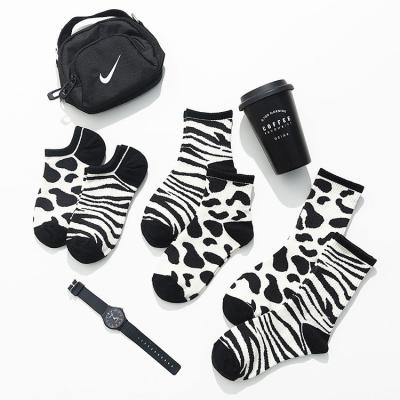 China High Quality Cotton QUICK DRY Black White Girl Pattern Zebra Invisible Short Crew Socks for sale