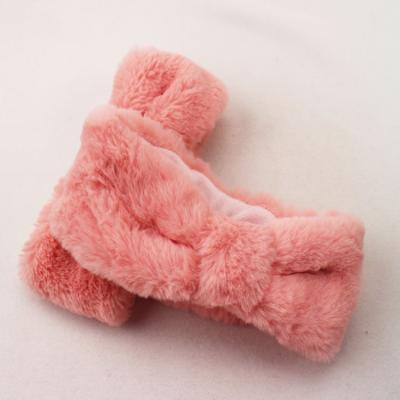 China Fashionable 100%Polyester Femal Faux Fur Imitation Fur Knot Headband Headband for sale