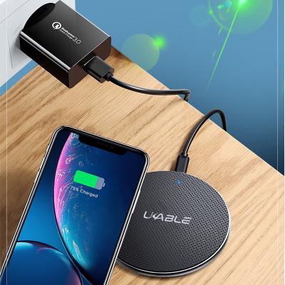 China 15W Qi Electromagnetic Induction Wireless Charger Multifunctional Fast Wireless Charger for sale