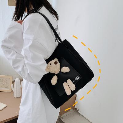 China 2021 Fashion Student Casual Large Capacity Canvas Tote Bag New Trendy Cartoon Cute Bear Women Shoulder Bag for sale