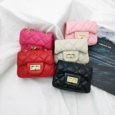 China Classic Cute Rhombus Fashion Children's Messenger Bag Simple Mini Girl One Shoulder Bag Classic Chain Bag for sale