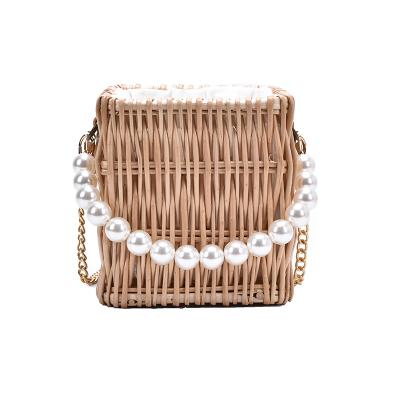 China 2021 Casual New Handmade - Popular One-Shoulder Woven Chain Bag Fashion All-match Straw Bag for sale