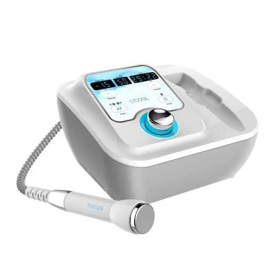 China Skin Face Lift Electropration Weight Loss D-COOL Portable Cool Hot Device D Cool Cryo Machine for sale