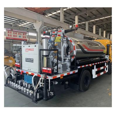 China Construction Work Asphalt Machine Width 0-4M Automatic Asphalt Spraying Dispenser For Sale for sale