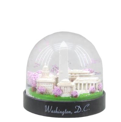 China Cheap Home Decoration Resin Washington D.C. Globe Souvenirs Plastic Water World Snow Globes and Snow Globe for sale