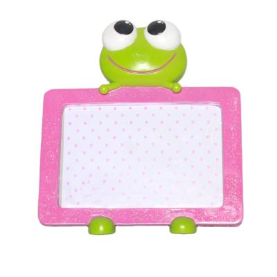 China Handwork Factory Price Frog Design Resin Animal Picture Photo Frame for sale