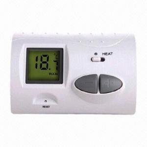 China Thermostat with 2 x AA Batteries Power, Suitable for Home System for sale