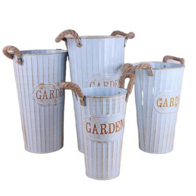 China Wholesale New Design Artificial Flower Floor Garden Plants Metal Stand Wholesale Home Decorative Antique White Flower Pots Large With Hemp Handle Flower Vase for sale