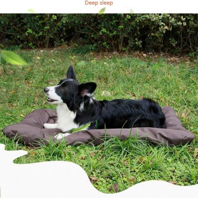 China Portable Folding Pet Dog Bed Blanket Warm Collapsible Waterproof Outdoor Waterproof Dog Mats Selling Comfortable Pet Blankets for sale