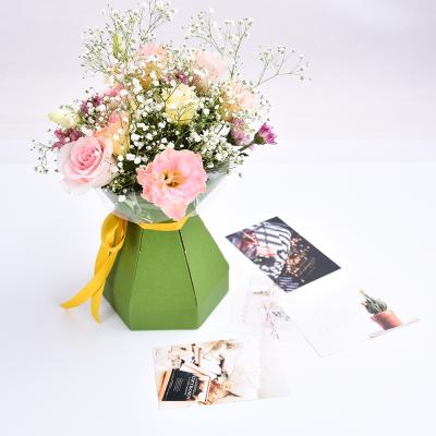 China Disposable Custom Luxury Flower Packaging Box Paper Flower Box for sale