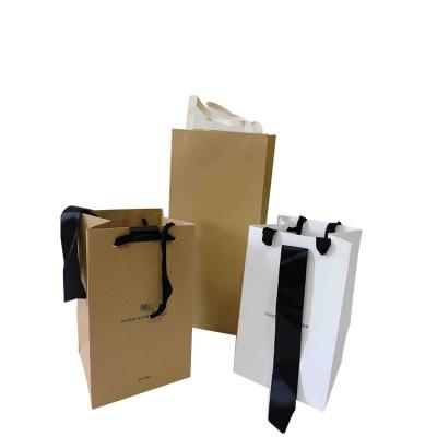 China Custom Recyclable Personality Gift Paper Bag Shopping Bag With Handle for sale