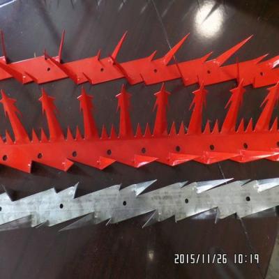 China Anti Boundary Wall Climb Palisade Wall Spike Galvanized Security Wall Spike Barrier for sale