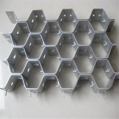 China Dutch Weave Stainless / Galvanized Hexsteel / Thermostable Hexmesh for sale