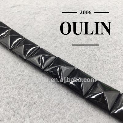 China Hot Workable Stud Design Hot Fix Lace Trim Black Color Can Be Customized Different Sizes Stud Lace for sale