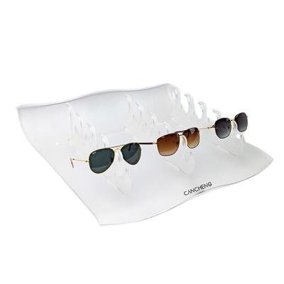 China New Design Clear Acrylic Glass Sunglasses Storage Show Stand Holder for sale