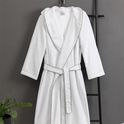 China QUICK DRY Hooded Hotel Spa Hotel Soft Microfiber Cloth Collar Shawl Men's Bathrobe Long for sale