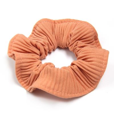 China Women 2021 Attractive Color Pleated Ring Fall Winter Plain Pure Scrunchy Hair Scrunchies New Arrival Q&Y Temperament for sale