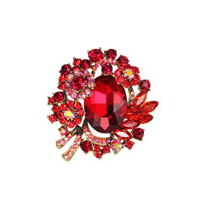 China Environmental Friendly Weiman Jewelry Factory Abundance Stock Outlet Vintage Gold Plated Crystal Plant Brooches Red for sale