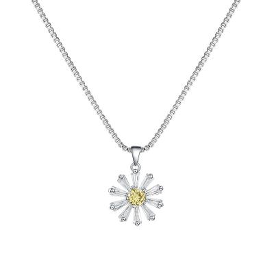 China FASHIONABLE Exquisite Zircon Plated White Gold CZ Crystal Daisy Flower Pendant Necklace for Women Girls Daily Wearing Jewelry for sale