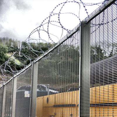 China High Quality Low Price High Quality Mounted Wire Mesh 358 Anti Theft High Security Barrier Easily Assembled for sale