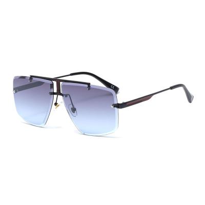 China Fashion Sunglasses Prep Metal Running Fashion Classic Men's Big Sun Glass Frame Black Sunglasses for sale