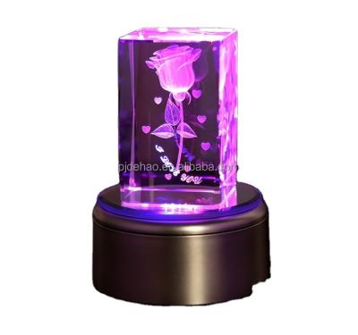 Cina 3D Laser Engraving Rose Souvenir Gift K9 Crystal Block in vendita