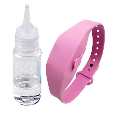 China Multifunctional Personalized Package Silicone Wristbands Wristband Wristband Trump Bottle Hand Sanitizer Dispenser With Good Price for sale