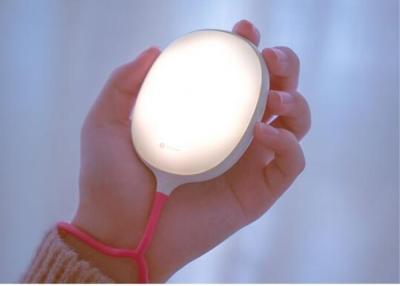 China Night Light Electric Hand Warmer Portable Power Up Hand Warmers 45 - 55 Degree for sale