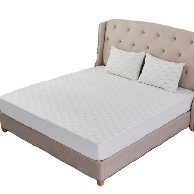 China Custom Comfortable Bamboo Jacquard Bed Sheet Waterproof Mattress Cover for sale