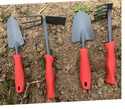 China 2020 Garden Tool Hot Sales 4 Pieces Garden Trowel Cultivator Red Color DIY Tools With Aluminum Alloy for sale