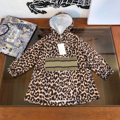 China Anti-wrinkle 2021 Economical Custom Design Leopard Print Boys Outwear Ditch Autumn Coats for sale