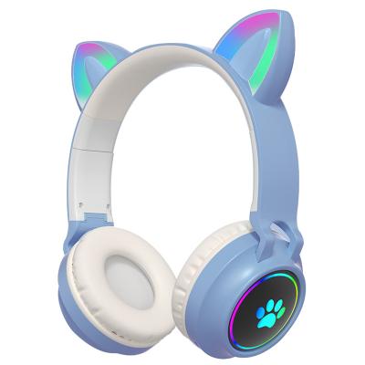 China Wireless Headphones LED Cat Ears Headset Gaming Noise Canceling Stereo Wireless Headphones for sale