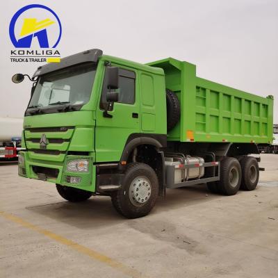 Chine Camion Benne Sinotruk 6X4 6X6 Camion déchargeur tout-terrain avec 10 pneus Certification des pneus GCC à vendre