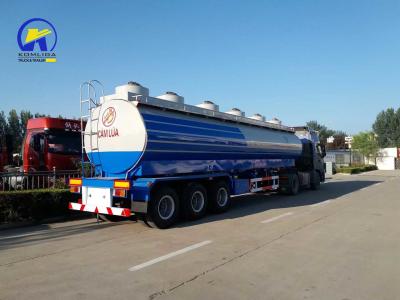 China Flatbed 3 axels Dieseltank aanhangwagen Brandstof olie tank Halve aanhangwagen voor het vervoer van brandstof Te koop